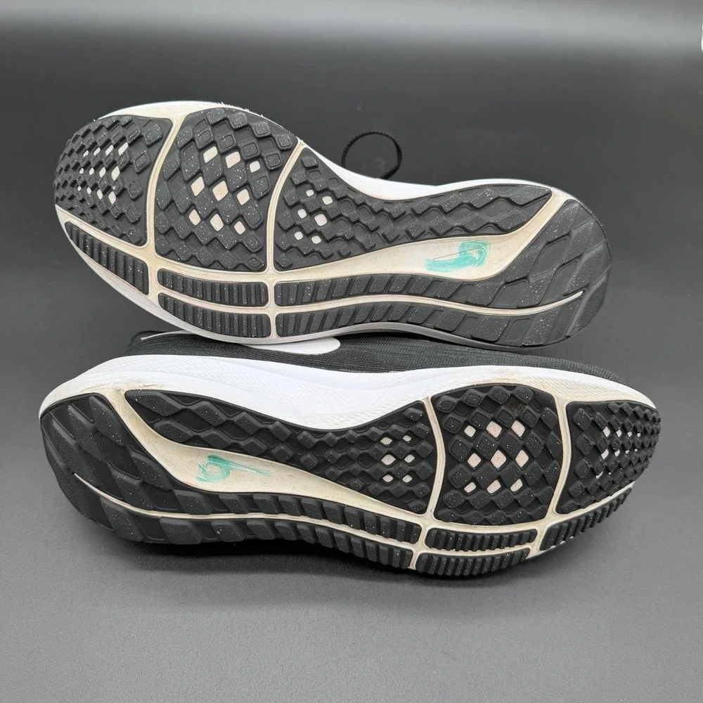 Size 8- Nike‎ Air Zoom Pegasus 39 Women's Black